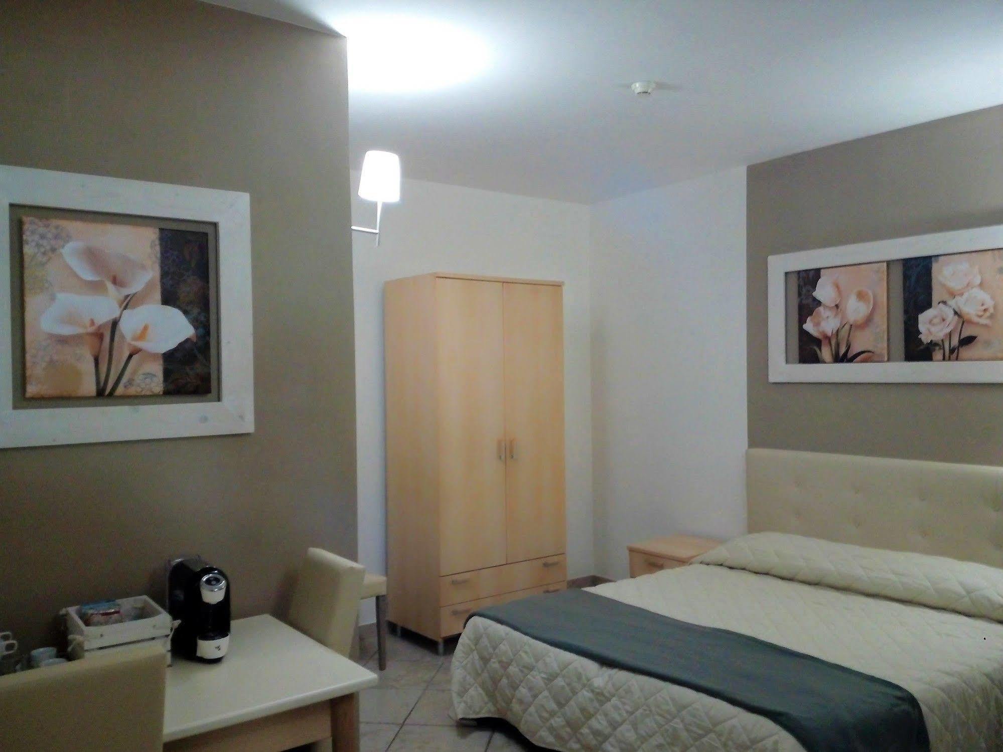 Noi Aparthotels & Trulli 阿尔贝罗贝洛 外观 照片